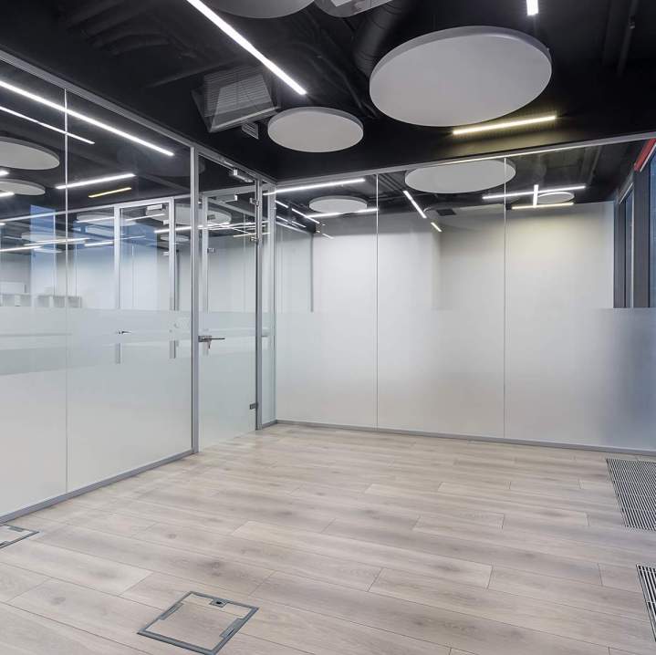 Aluminium frame installation Montreal