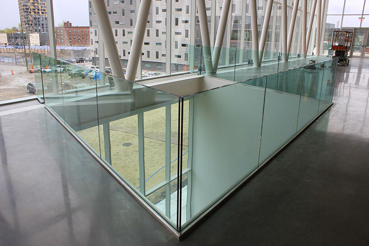 Curtain wall manufacture and installation Laval