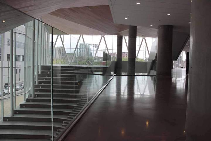 Garde-corps en verre intérieur à Cadenet